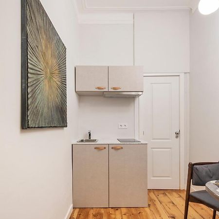 Petit Studio Rosa - Bairro Alto Лиссабон Экстерьер фото